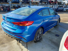 Load image into Gallery viewer, Engine Motor Hyundai Elantra 2017 - MM3268801
