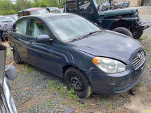 Load image into Gallery viewer, Transmission Hyundai Accent 2010 - MM3057152
