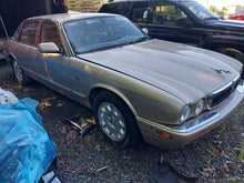 Load image into Gallery viewer, ENGINE MOTOR Vanden Pl XJ8 XJR XK8 XKR 01 02 03 4.0L - MM3086368
