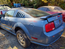 Load image into Gallery viewer, TRANSMISSION Ford Mustang 2005 05 2006 06 - MM3223154
