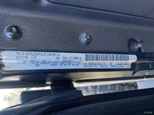 Load image into Gallery viewer, TRANSMISSION Jeep TJ Wrangler 97 98 99 00 01 02 - MM3260085
