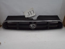 Load image into Gallery viewer, Grille Subaru Legacy 1998 - MRK129033
