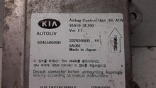 Load image into Gallery viewer, Air bag computer Kia Sorento 2004 04 2005 05 2006 06 - CTL154699
