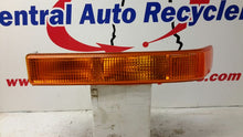 Load image into Gallery viewer, PARKLAMP Blazer S10 S15 Sonoma 1998 98 1999 99 00 01 02 03 04 05 Left - CTL162748
