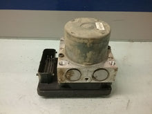 Load image into Gallery viewer, ABS ANTI-LOCK BRAKE PUMP Kia Sportage 2014 14 2015 15 2016 16 - CTL181198
