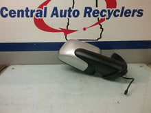 Load image into Gallery viewer, DOOR MIRROR POWER REMOTE Chevy HHR 07 08 09 10 11 Right - CTL192185

