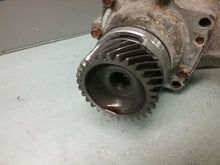 Load image into Gallery viewer, TRANSFER CASE Honda CR-V 2005 05 2006 06 - CTL196166
