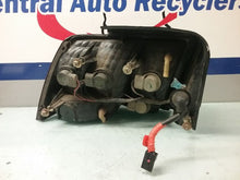 Load image into Gallery viewer, TAIL LIGHT LAMP ASSEMBLY Ford Mustang 99 00 01 02 03 04 Right - CTL197469
