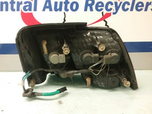 Load image into Gallery viewer, TAIL LIGHT LAMP ASSEMBLY Ford Mustang 99 00 01 02 03 04 Left - CTL198439
