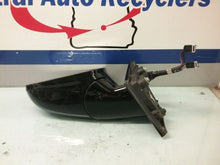 Load image into Gallery viewer, Side View Door Mirror Cadillac SRX 2010 - CTL200940
