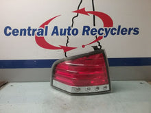 Load image into Gallery viewer, OUTER TAIL LIGHT LAMP Lincoln MKX 07 08 09 10 Left - CTL204064
