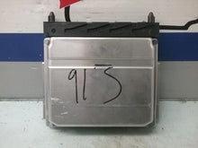 Load image into Gallery viewer, ECU ECM COMPUTER Volvo S60 V70 S80 XC90 2002 02 03 - 04 - CTL221976
