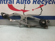 Load image into Gallery viewer, WINDSHIELD WIPER TRANSMISSION Corolla 14 15 16 17 18 19 - CTL229097
