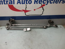 Load image into Gallery viewer, Windshield Wiper Transmission Rambler Rambler 2018 - CTL230740
