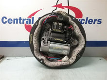 Load image into Gallery viewer, SUSPENSION AIR COMPRESSOR PUMP BMW X5 00 01 02 03 04 05 06 - CTL234791
