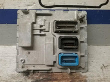 Load image into Gallery viewer, ECU ECM Computer Chevrolet Malibu 2018 - CTL247687
