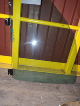 Load image into Gallery viewer, FRONT DOOR GLASS Expedition F150 Pickup Blackwood Navigator 97-03 Left - MRK248955
