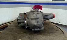 Load image into Gallery viewer, [INVENTORYCAR_YEAR_MAKE_MODEL] TRANSFER CASE - CTL251238
