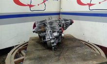 Load image into Gallery viewer, TRANSFER CASE Armada Pathfinder QX56 2008 08 2009 09 10 11 12 13 - CTL251728
