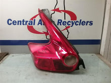 Load image into Gallery viewer, OUTER TAIL LIGHT LAMP Juke 2011 11 2012 12 2013 13 2014 14 Left - CTL258061
