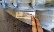 Load image into Gallery viewer, TRANSFER CASE ML320 ML350 ML550 E320 E350 GL450 06 07 08 09 - 12 - CTL285815

