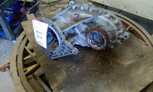 Load image into Gallery viewer, Transfer Case Lincoln Navigator 2017 - CTL299338
