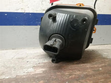Load image into Gallery viewer, Park Lamp Light Hummer H3 2006 - CTL306632
