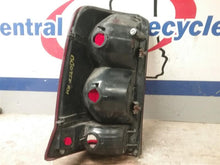 Load image into Gallery viewer, TAIL LIGHT LAMP ASSEMBLY Escalade Escalade ESV 2002-2006 Right - CTL318438
