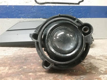 Load image into Gallery viewer, Fog Light Malibu Enclave Monte Carlo Impala CTS 2006 06 07 08 09 10 11 12 13 - CTL323267
