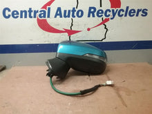 Load image into Gallery viewer, Side View Door Mirror Subaru Impreza 2017 - CTL328520
