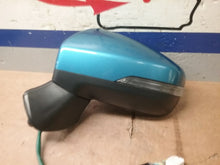 Load image into Gallery viewer, Side View Door Mirror Subaru Impreza 2017 - CTL328520

