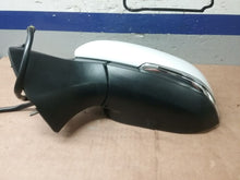 Load image into Gallery viewer, Side View Door Mirror  HIGHLANDER 2021 - CTL329183
