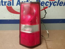 Load image into Gallery viewer, [INVENTORYCAR_YEAR_MAKE_MODEL] TAIL LIGHT LAMP ASSEMBLY Right - CTL331807
