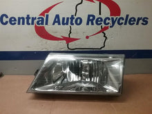 Load image into Gallery viewer, HEADLIGHT LAMP ASSEMBLY Mercury Grand Marquis 2005 05 Left - CTL332077
