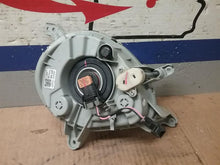 Load image into Gallery viewer, FOG LAMP LIGHT Veloster 13 14 15 16 17 Bumper Mounted Left - CTL333835
