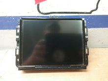 Load image into Gallery viewer, Radio Jeep Compass 2021 - CTL335393
