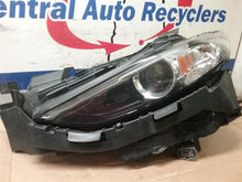 Load image into Gallery viewer, Headlight Lamp Assembly Mazda 3 2020 - CTL341471
