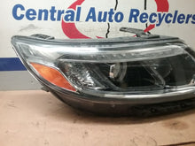 Load image into Gallery viewer, HEADLIGHT LAMP ASSEMBLY Kia Sorento 2014 14 2015 15 Right - CTL343359
