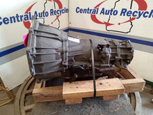 Load image into Gallery viewer, [INVENTORYCAR_YEAR_MAKE_MODEL] TRANSMISSION 4X4 - CTL351553
