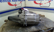 Load image into Gallery viewer, Transfer Case  SILVERADO 1500 PICKUP 2017 - CTL351952
