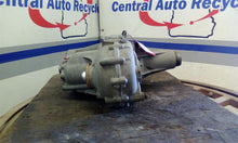 Load image into Gallery viewer, [INVENTORYCAR_YEAR_MAKE_MODEL] TRANSFER CASE - CTL352092
