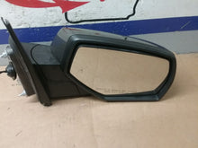Load image into Gallery viewer, [INVENTORYCAR_YEAR_MAKE_MODEL] SIDE VIEW DOOR MIRROR Right - CTL352294
