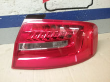 Load image into Gallery viewer, OUTER TAIL LIGHT LAMP A4 S4 2013 13 2014 14 2015 15 2016 16 Right - CTL352755
