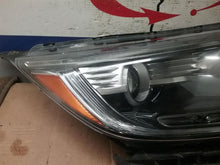 Load image into Gallery viewer, HEADLIGHT LAMP ASSEMBLY Honda CR-V 17 18 19 20 Right - CTL356558
