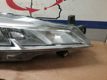 Load image into Gallery viewer, Headlight Lamp Assembly  KICKS 2021 - CTL359708
