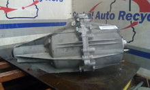 Load image into Gallery viewer, [INVENTORYCAR_YEAR_MAKE_MODEL] TRANSFER CASE - CTL360879
