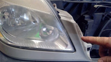 Load image into Gallery viewer, HEADLIGHT LAMP ASSEMBLY Sprinter 2500 Sprinter 3500 07-09 Right - CTL363968
