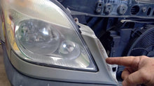 Load image into Gallery viewer, HEADLIGHT LAMP ASSEMBLY Sprinter 2500 Sprinter 3500 07-09 Right - CTL363968
