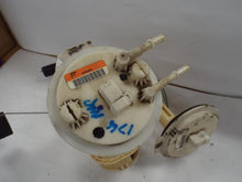 Load image into Gallery viewer, FUEL PUMP Cadillac SRX 2004 04 2005 05 2006 06 - MRK433011
