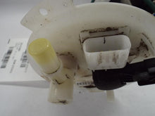 Load image into Gallery viewer, Fuel Pump Chevrolet Cruze 2015 - MRK441896
